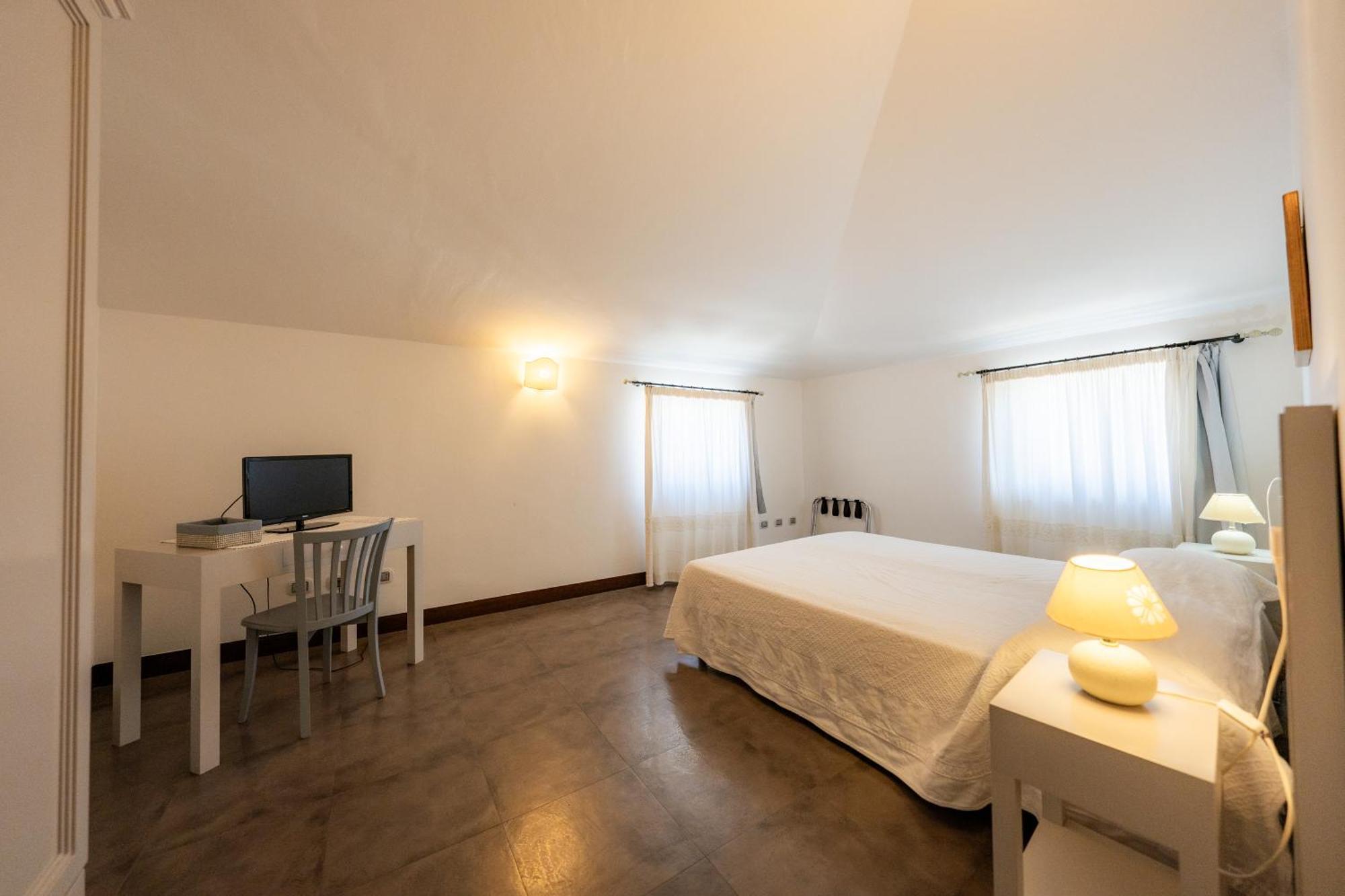 Albergo Residenziale La Corte トルトリ エクステリア 写真