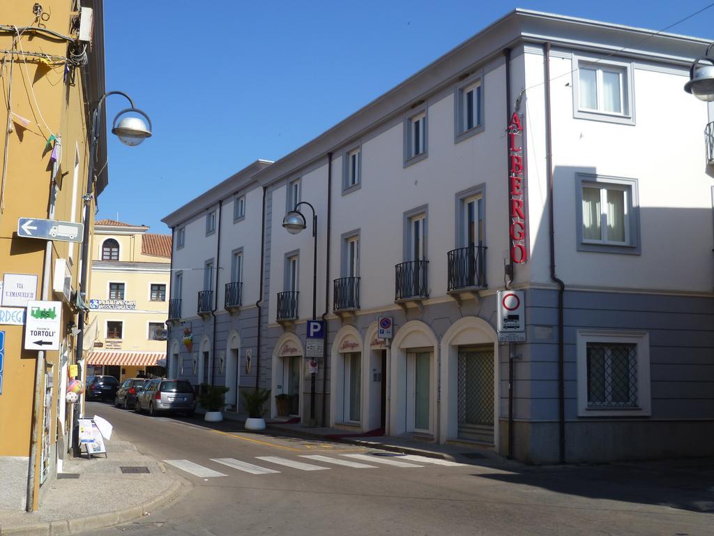 Albergo Residenziale La Corte トルトリ エクステリア 写真